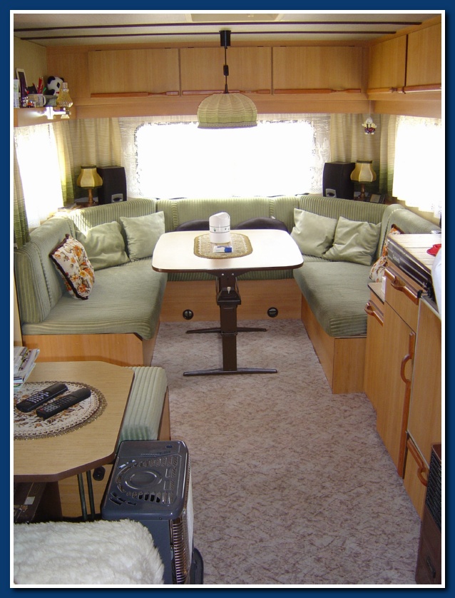 Kaeslin's Wohnwagen Wohnzi 3